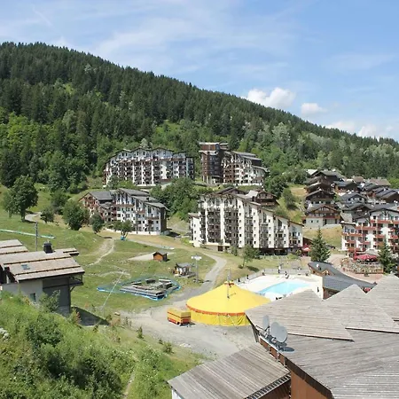 Grand Bois A1118 Cles Blanches * La Tania